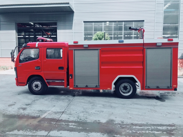 国六东风5吨消防车